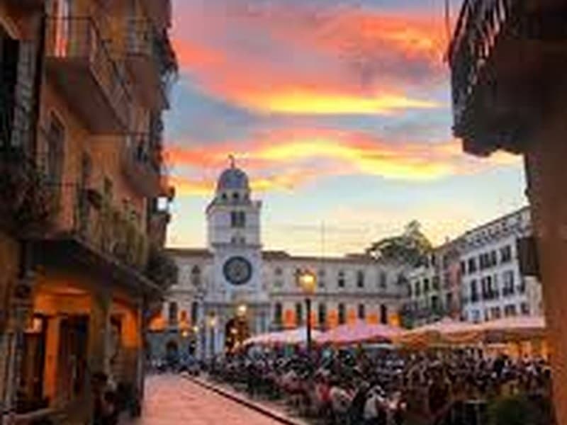 Padova street life
